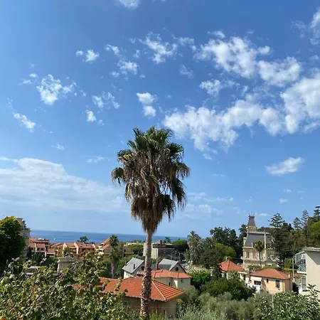 Casa Mimosa: Relax, Vista Mare, Parcheggio Gratis Apartament