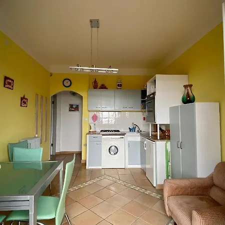 Casa Mimosa: Relax, Vista Mare, Parcheggio Gratis Apartament San Remo