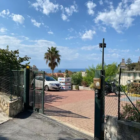 Casa Mimosa: Relax, Vista Mare, Parcheggio Gratis Апартаменты *