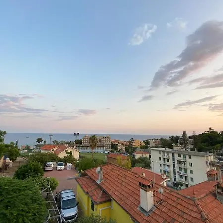 Апартаменты Casa Mimosa: Relax, Vista Mare, Parcheggio Gratis