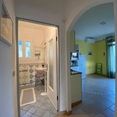 Апартаменты Casa Mimosa: Relax, Vista Mare, Parcheggio Gratis Санремо